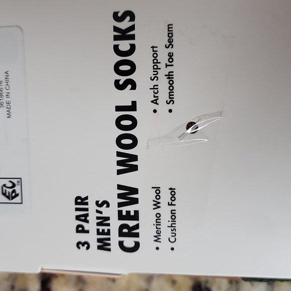 Ozark Trail Men's Wool Blend Crew Socks 2-Pack Bundle - Picture 7 of 7